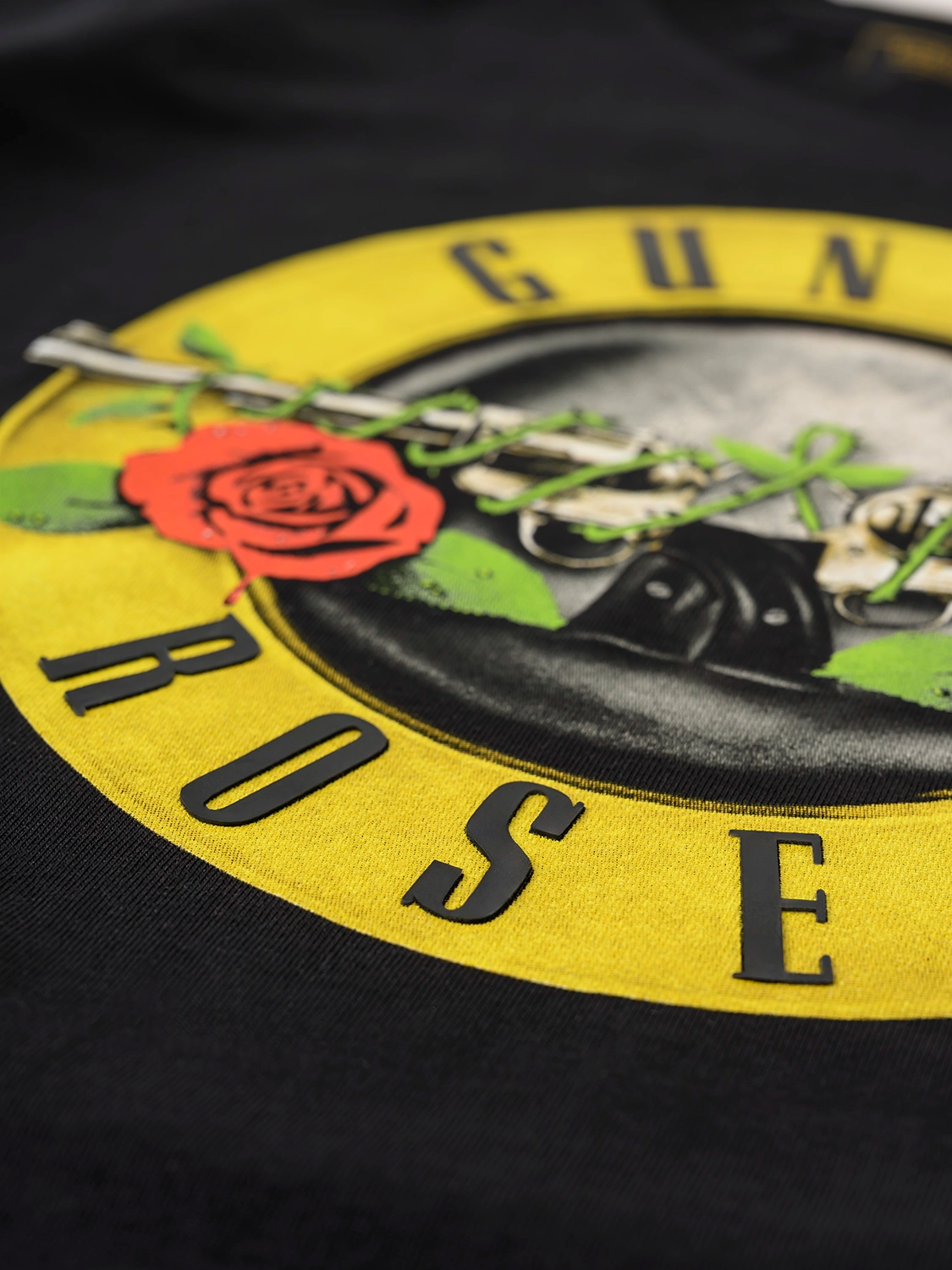 GUNS N' ROSES Classic Bullet Logo T-Shirt